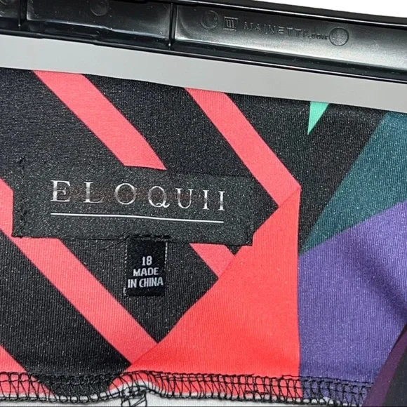 Eloquii Multicolor Geometric Pencil Skirt - Picture 3 of 3